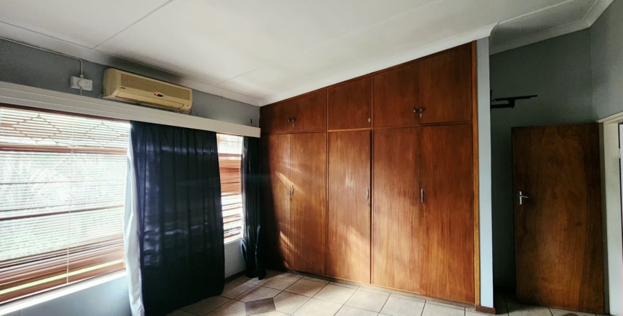 3 Bedroom Property for Sale in Kroonheuwel Free State